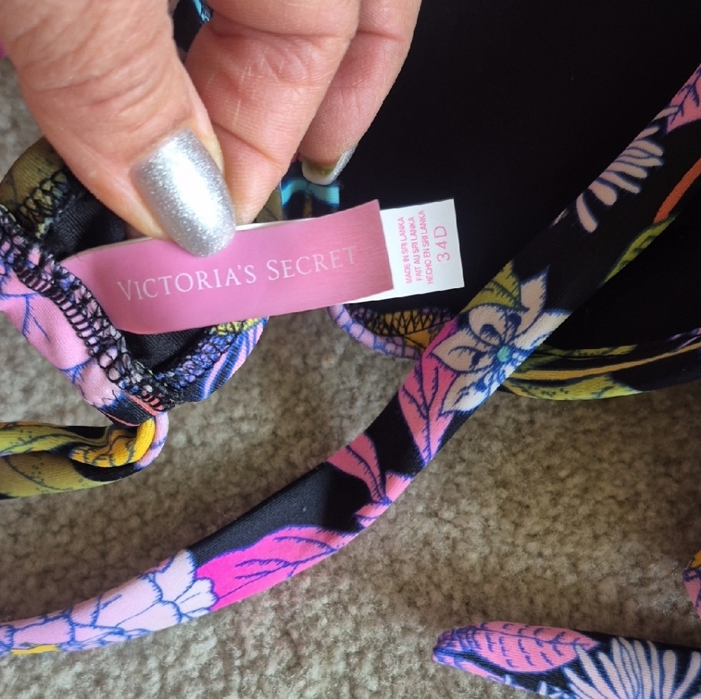 Victoria's Secret Push-up Swim Top - Picture 2 of 4